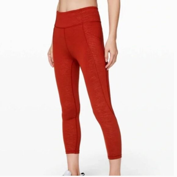 Lululemon Time To Sweat Crop 23" Stride Emboss Cayenne Size 4 - Picture 2 of 11